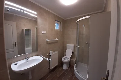 4 féröhelyes apartman