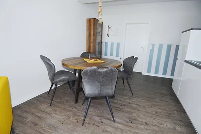 Käppen Plambeck, 2. OG, Whg. 8