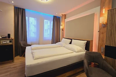 Elegance Lux Living 212