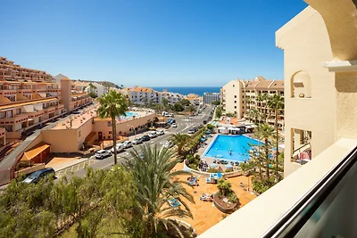 Sonnige Ferienwohnung mit Meersicht