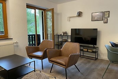 moderne Ferienwohnung mit Berg- und