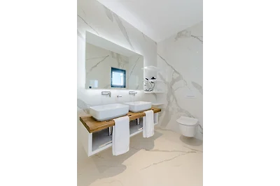 Luxury Villa Complex "Vitae & Pax"