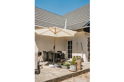 HAUS AM BAECHLE (HOST100) by