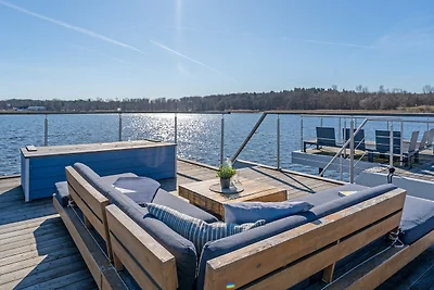 House boat holiday for singles Lübeck