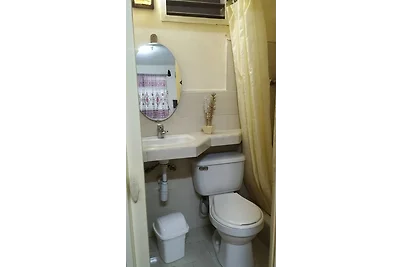 Hostal Shalom Diasnelis y Serguey