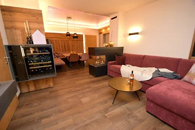 Superior Chalet Berggold