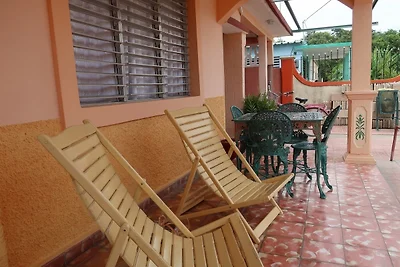 Hostal Iliana y Eduardo Appartement