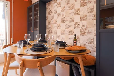 Town center location apartment