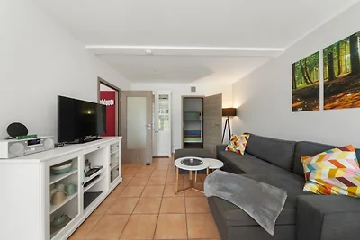 Apartment 611