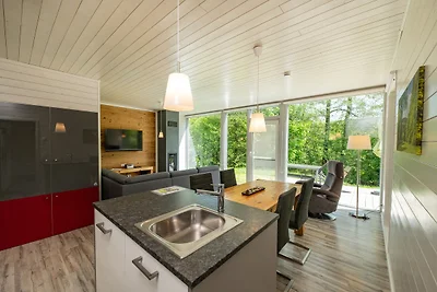 2 bis 4 Personen (F0H7)