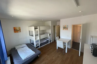 Zentrales Appartement / Messe/