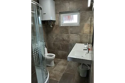 11 féröhelyes apartman