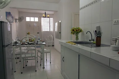 HOSTAL AVENIDA CRUCERO Appartement