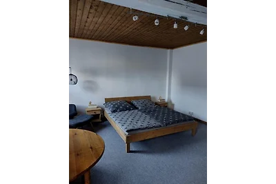 Ferien in ruhiger Strasse in