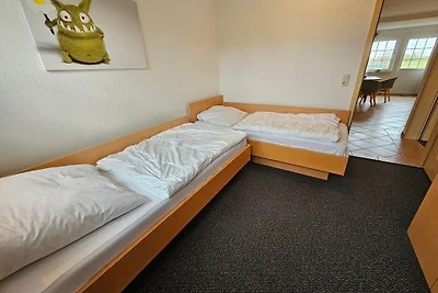 Pferdekoppel im Haus zwischen den