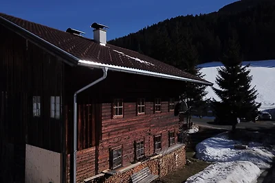 Loya Chalet (WILD32)