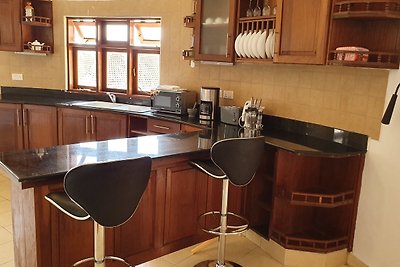 Joys Beach Apartment H2 Serana Road
