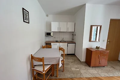 Apartment 5