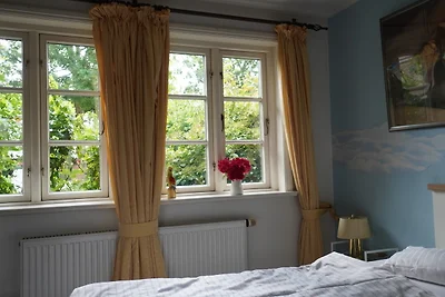 Ferien unterm Reetdach Whg 02