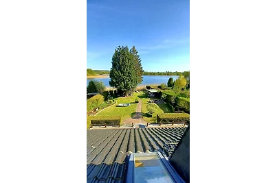 Ferienhaus direkt am See