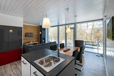 2 bis 4 Personen (F0H7)