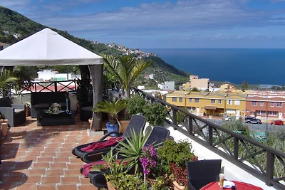 Apartment mit privatem Balkon sowie