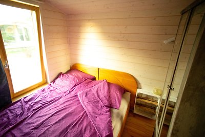 408-Kleinis Tiny House mit Kamin