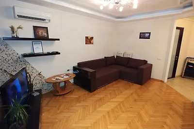 One bedroom. Luxe. 11 Baseina str.