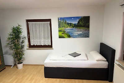 3 Zimmer/ Ruhiges Apartment mit