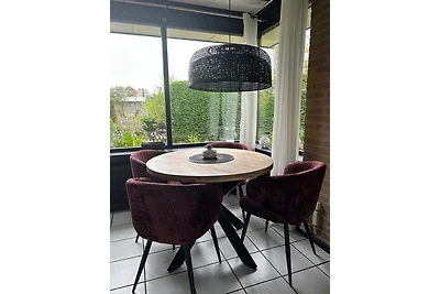 Moderner gepflegter Nr. 142 ruhiger