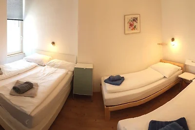 2-SZ, zentrales, helles Apartment