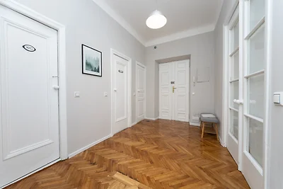 One bedroom. 17 Khreshchatyk str.