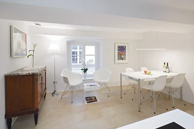 Apartment Suite