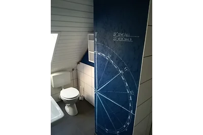 FEWO KIRA, direkt hinterm Deich