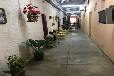 HOSTAL COLONIAL SR. RIVERO Y SRA.
