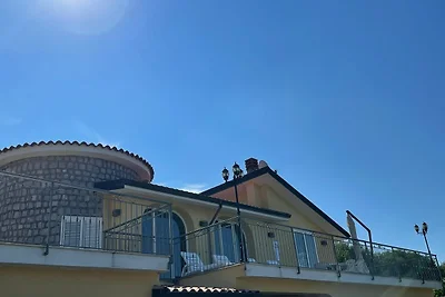 Villa Karillos