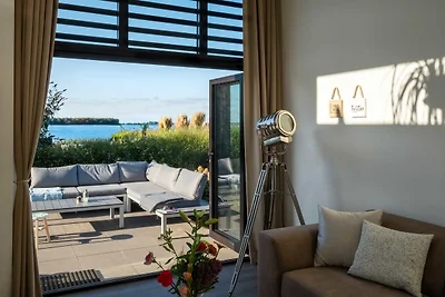 Elite Cube mit Dachterrasse.