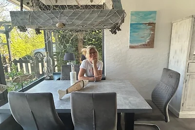 Lichtdurchflutetes Traumhaus 800