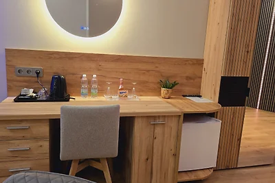Elegance Lux Living 206
