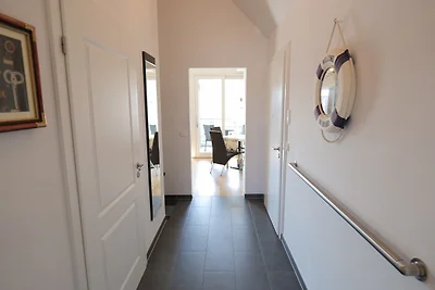 Pier One - barrierefrei - ABC244