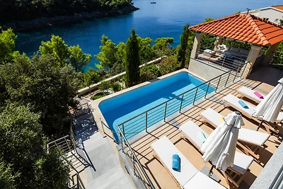 Villa Anastasia, Special one,am