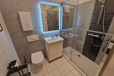 Walfisch im Zentrum - ABC350