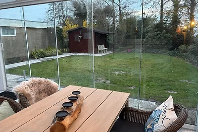 Vakantiehuis Ontspannende vakantie Sint Maartensvlotbrug