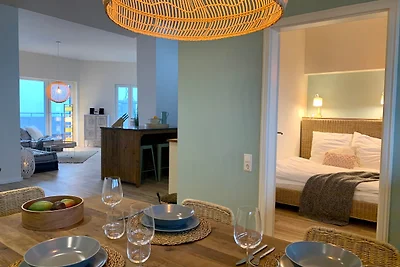 COAST HOUSE Sky Suite