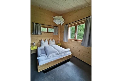 Wald ist Zukunft [Baumhaus Biene]