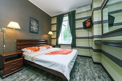One bedroom. 17 Khreshchatyk str.