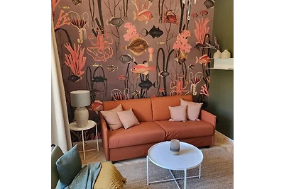 Orange Flat