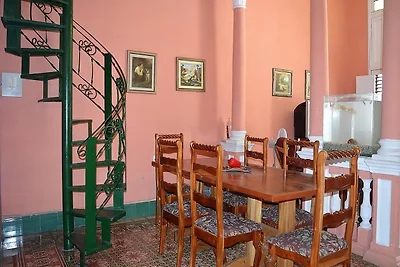 Casa Rolando y Dra. Elodia