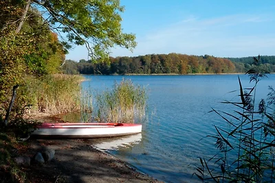 Haus am Plauer See mit Bootssteg