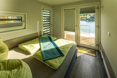 Casa su barca Vacanza single Görlitz